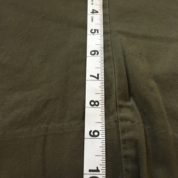 Gap Women’s Bermuda Shorts - Picture 4 of 6